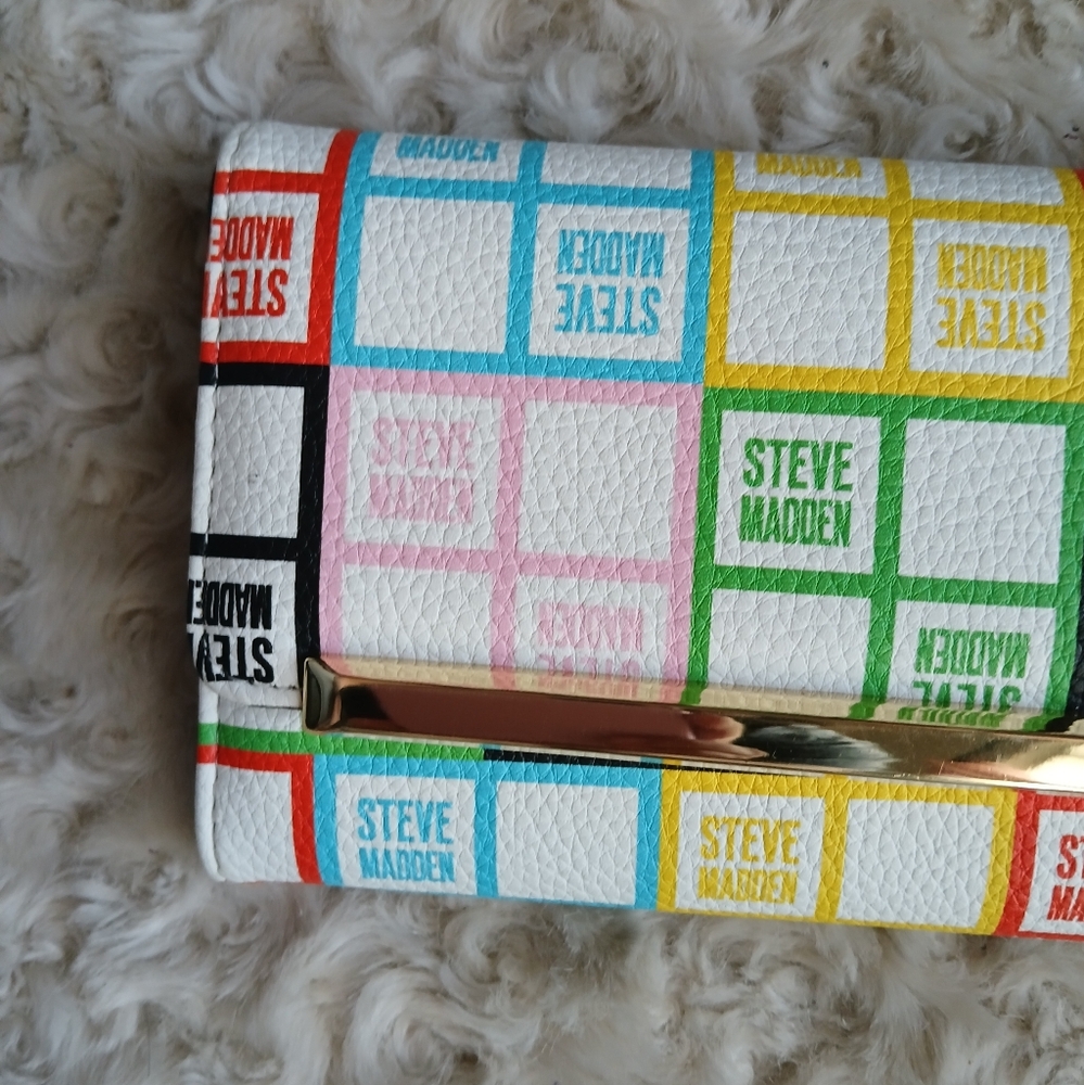 🌟 Steve Madden Women's Wallet RAINBOW Embossed Logo Bar NWT - Picture 7 of 9